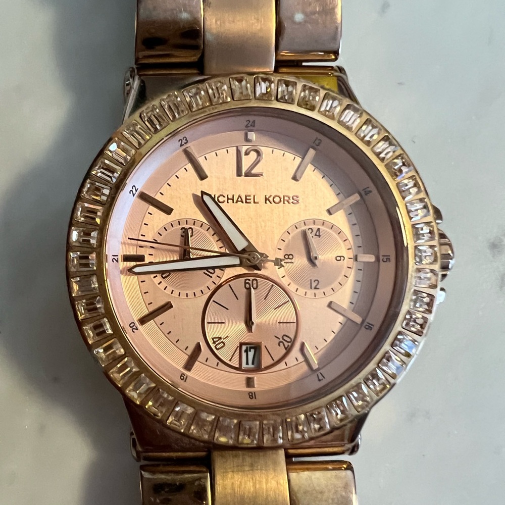 MK women’s watch. Rose Gold